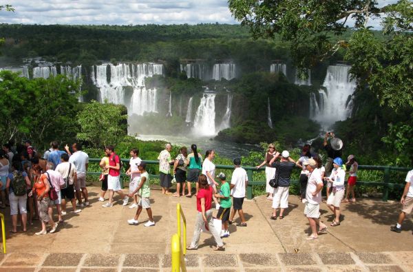 Argentina-Čilė-Velykų s.