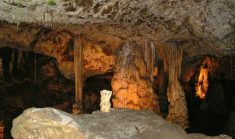 Čekija. Moravijos Karstas.