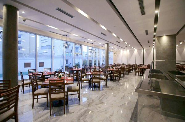 Poilsis prie jūros ALBANIJOJE. Skrydis, 7n. puikiame viešbutyje HORIZONT 4 * su „viskas įskaičiuota“ – 669 €!