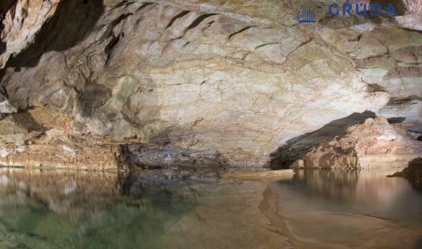 Prancuzija. Padirako įgriuva.