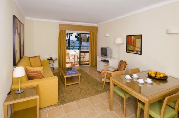 ALBUFEIRA. Kokybiškos atostogos ALGARVĖJE šeimoms su vaikais. Skrydis, 7n. viešbutyje ALFAGAR I VILLAGE 3*+, be maitinimo - nuo 595 €!