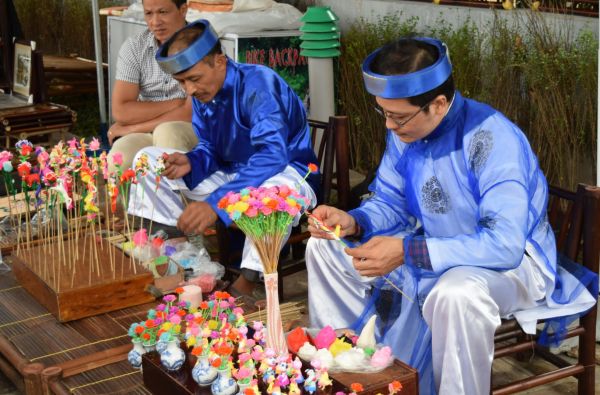Naujųjų metų sutikimas laive Ha Long įlankoje, poilsis prie Pietų Kinijos jūros ir pažintinė programa po Vietnamą 13d.