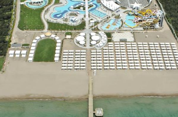 BELEKAS. Pabodo žiūrėti į kompiuterį? Metas padėti darbus į stalčių. Pagalvokite apie saulę, krištolo skaidrumo jūrą ir pakvieskite save tuo pasilepinti. Skrydis, 7 n. 5* SUENO HOTELS DELUXE BELEK viešbutyje su „ultra viskas įskaičiuota“ maitinimu!Tobula!