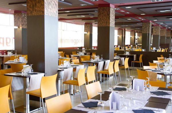 LLoret de Maras. Mėgstantiems būti šurmulio sūkuryje, siūlome apsistoti - Lloret de Maro centre - Ispanija. Skrydis, 7n. viešbutyje ALEGRIA PLAZA PARIS 4*, su pusryčiais - nuo 575 €!