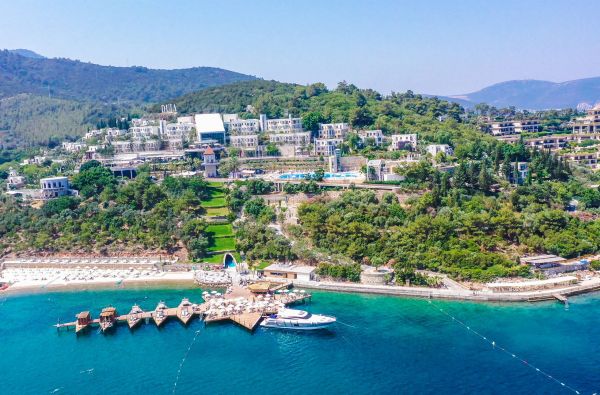 BODRUMAS. Išskirtinės atostogos prie Egėjo jūros. Skrydis, 7n. puikiame viešbutyje DUJA HOTELS BODRUM 5* su ULTRA viskas įskaičiuota maitinimu!