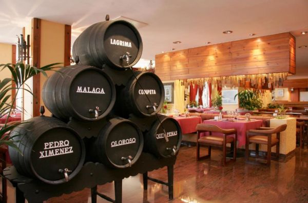 TOREMOLINOS. Smagiai atostogauk, pramogauk ir pažink – Pietų Ispaniją. Skrydis, 7n. viešbutyje BAJONDILLO APARTAMENTAI 3*, be maitinimo - nuo 619 €!