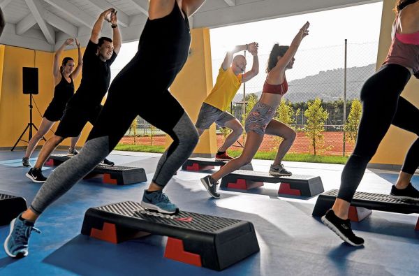 KALABRIJA -gyva,autentiška,nepaliesta!Pasukite laimės ratą ir rudenį ilsėkitės Italijoje! Skoniais stebinanti virtuvė,žydro vandens skalaujami paplūdimiai ir kerintys peizažai.Skrydis,7n. 4* viešbutyje MAGIC LIFE CALABRIA su „viskas įskaičiuota" maitinimu
