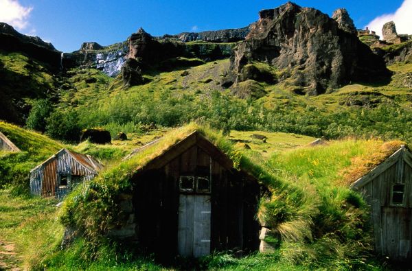 Islandija. Užgesę ugnikalniai, lavos laukai ir elfų sakmės 8d.