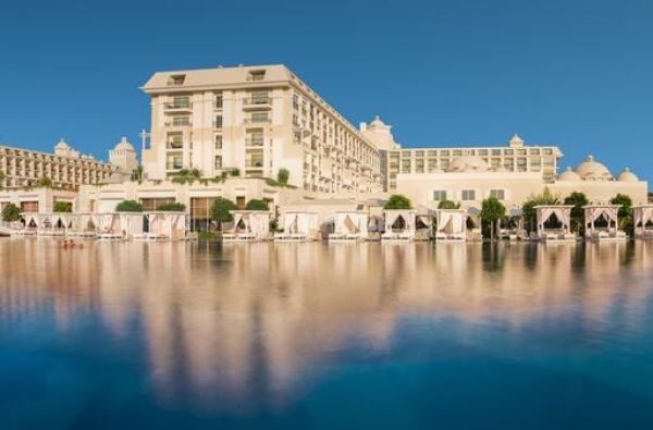 BELEKAS. Aktyvios vasaros atostogos Turkijoje su teniso rakete! TITANIC DELUXE GOLF BELEK 5* viešbutis – tobulas pasirinkimas aktyvaus poilsio mėgėjams! Skrydis, 7 nakvynės VIP klasės 5* viešbutyje su „ultra viskas įskaičiuota“ maitinimu