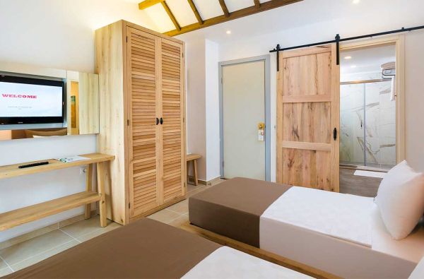 FETIJA. Išsvajotosios atostogos Turkijoje CLUB TUANA 5* viešbutyje - tikra dovana sau! Skrydis, 7 nakvynės, maitinimas "ultra viskas įskaičiuota" - viskas už puikią kainą!