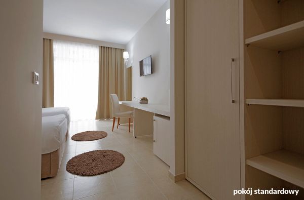 Poilsis prie jūros ALBANIJOJE. Skrydis, 7n. puikiame viešbutyje HORIZONT 4 * su „viskas įskaičiuota“ – 669 €!