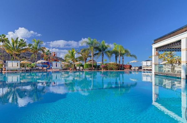 La Kaleta. Romantiškas poilsis nuolatos žaliuojančioje ir saulėtoje TENERIFĖJE. Skrydis, 7n. viešbutyje H10 COSTA ADEJE PALACE 4*, su pusryčiais ir vakariene - nuo 845 €!