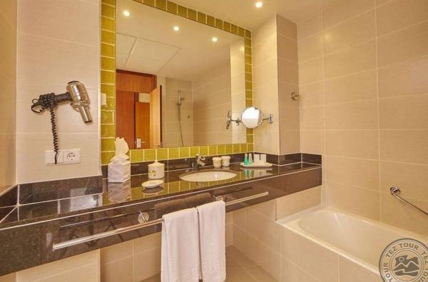 Porto Petro. Ramybės oazė MALJORKOJE. Skrydis, 7n. viešbutyje BLAU PORTO PETRO BEACH RESORT & SPA 5*, su pusryčiais ir vakarienėmis - nuo 1177 €!