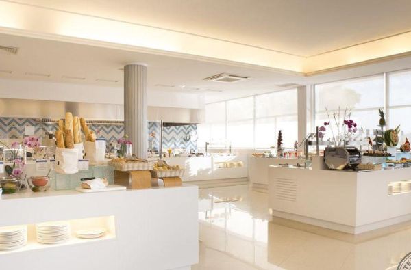 Magalufas. Viliojanti Maljorka: žydra jūra, balto smėlio paplūdimiai... Skrydis, 7n. viešbutyje  BAHIA PRINCIPE SUNLIGHT CORAL PLAYA 4*, su pusryčiais ir vakarienėmis - nuo 609 €!