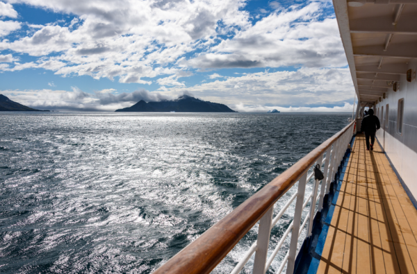 Kruizinė kelionė nuo Argentinos iki Antarktidos prabangiu Celebrity Equinox laivu su vadovu iš Lietuvos