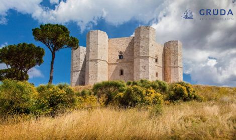 Italija. Del Monte pilis.