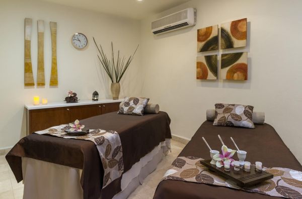 Nerūpestingos atostogos Meksikoje!  Skrydis, pervežimas ir 10 n. viešbutyje Ocean Maya Royale 5* su „viskas įskaičiuota“