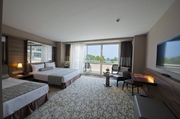 KEMERAS. Sužvejokite vasaros atostogas jau dabar! Poilsiaukite stilingame BARUT KEMER COLLECTION 5* viešbutyje Turkijoje ir mėgaukitės pasaulinio lygio aptarnavimu! Skrydis, 7 nakvynės 5* viešbutyje su „ultra viskas įskaičiuota“ maitinimu