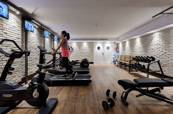 LLoret De Maras. Poros atostogos niekada nemiegančiame, pramogomis pulsuojančiame  Lloret de Mare. Ispanija, skrydis, 7n. TIK SUAUGUSIEMS skirtame viešbutyje DELAMAR 4*, su pusryčiais - nuo 589 €!