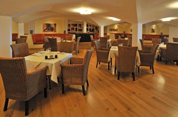 ALBUFEIRA - Armasaun de Pera. Ideali vieta Jūsų rudens atostogoms ALGARVĖJE. Skrydis, 7n. viešbutyje PESTANA VIKING 4*, su pusryčiais - nuo 615 €!