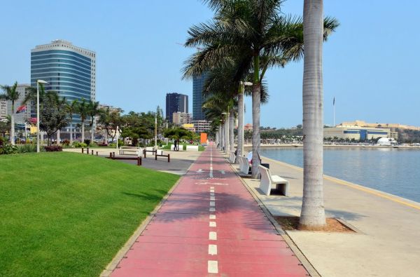 ANGOLA – už turistinių maršrutų ribų: peizažai, gentys ir Atlantas 15d.