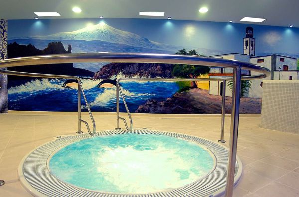 Plaja de las Amerikas. Linksmybių ir aktyvaus poilsio mėgėjų atostogos TENERIFĖJE. Skrydis, 7n. viešbutyje GALA 4*, su pusryčiais - nuo 669 €!