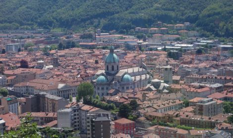 Italija. Komo miestas.