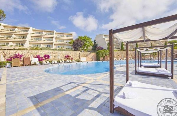Porto Petro. Ramybės oazė MALJORKOJE. Skrydis, 7n. viešbutyje BLAU PORTO PETRO BEACH RESORT & SPA 5*, su pusryčiais ir vakarienėmis - nuo 1177 €!