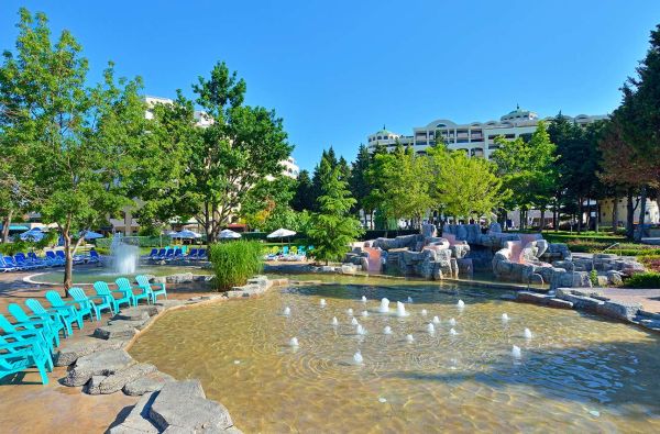 Kvapą gniaužiančios atostogos Bulgarijoje 5* viešbutyje SOL NESSEBAR PALACE su skrydžiu ir maitinimu  „viskas įskaičiuota“