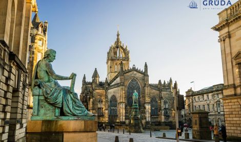 Škotija. Šv.Gilo katedra.