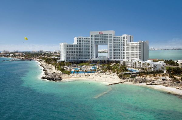 Išsvajotas poilsis Meksikoje! Skrydis, pervežimas ir 10 n. viešbutyje Riu Palace Peninsula 5* su „viskas įskaičiuota“
