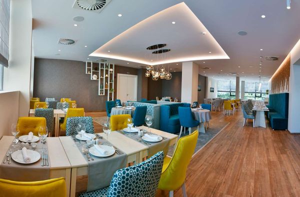 Šiltos vasaros džiaugsmas  Bulgarijoje   4* viešbutyje GRIFID ENCANTO BEACH su skrydžiu ir maitinimu  „viskas įskaičiuota“