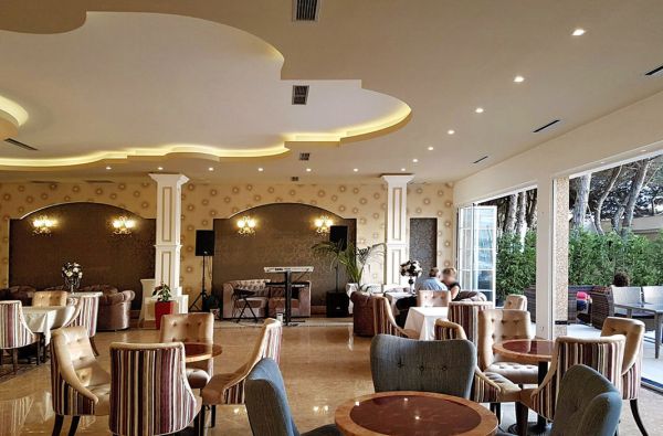 Poilsis prie jūros ALBANIJOJE. Skrydis, 7n. puikiame viešbutyje FAFA PREMIUM 4 + * su „viskas įskaičiuota“ – 629 €!