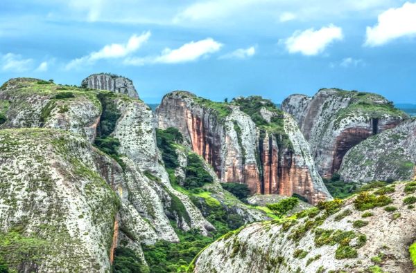 ANGOLA – už turistinių maršrutų ribų: peizažai, gentys ir Atlantas 15d.