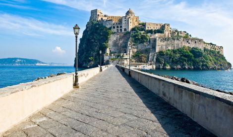 Italija. Iskijos sala.