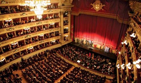 Italija. Milanas. La Scala.