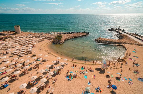 Planuokite įspūdingas vasaros atostogas Bulgarijoje 5* viešbutyje ASTOR GARDEN su skrydžiu ir maitinimu "viskas įskaičiuota"