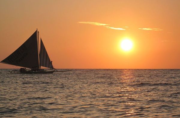 Filipinai – tropikų magija. Poilsis ir pramogos Sabange ir El Nido kurorte. Pramoginė – poilsinė - pažintinė kelionė 13d.