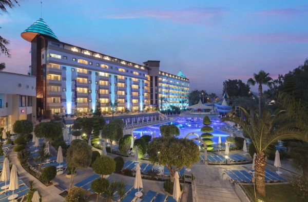 ALANIJA. Saulėtos atostogos. Skrydis, 7n. puikiame viešbutyje SAPHIR 4* su viskas įskaičiuota plius maitinimu!