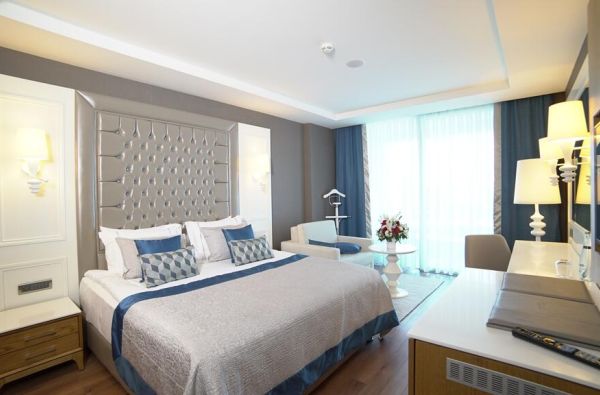 BELEKAS. Pabodo žiūrėti į kompiuterį? Metas padėti darbus į stalčių. Pagalvokite apie saulę, krištolo skaidrumo jūrą ir pakvieskite save tuo pasilepinti. Skrydis, 7 n. 5* SUENO HOTELS DELUXE BELEK viešbutyje su „ultra viskas įskaičiuota“ maitinimu!Tobula!