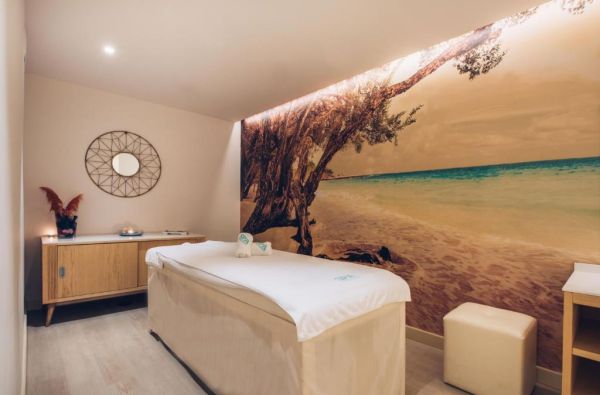 MARBELJA. Ramios, atpalaiduojančios atostogos – Pietų Ispanijoje. Skrydis, 7n. viešbutyje IBEROSTAR MARBELLA CORAL BEACH 4*+, su pusryčiais - nuo 979 €!