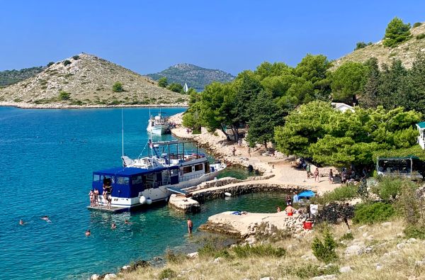 Kroatija. Poilsis prie Adrijos jūros Centrinės Kroatijos Rivjeroje