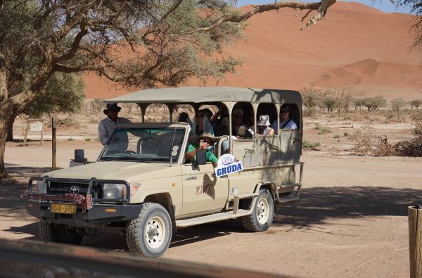 Namibija - „šypsena Afrikos veide“. Laukinės gamtos nuotykių safaris 13d.