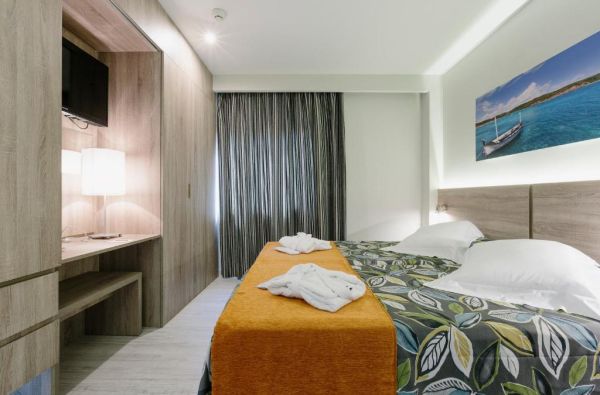 PALMANOVA. Atsipalaiduokite ir pasimėgaukite idealiomis atostogomis MALJORKOJE. Skrydis, 7n. viešbutyje ALUA HAWAII MALLORCA AND SUITES 4*, su pusryčiais ir vakariene  - nuo 649 €