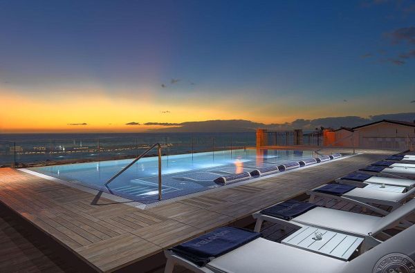 La Kaleta. Romantiškas poilsis nuolatos žaliuojančioje ir saulėtoje TENERIFĖJE. Skrydis, 7n. viešbutyje H10 COSTA ADEJE PALACE 4*, su pusryčiais ir vakariene - nuo 845 €!