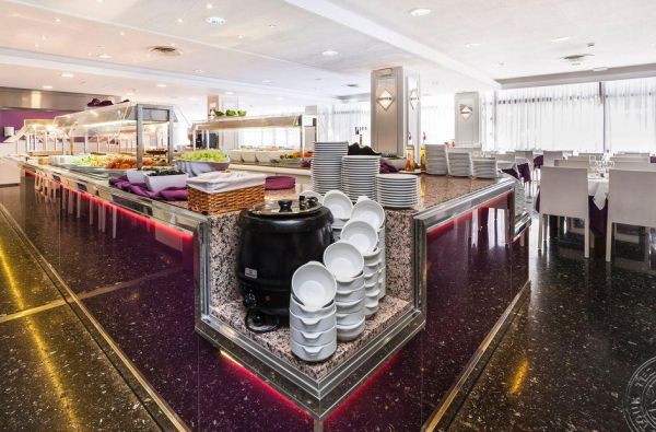 Palma Nova. Pašėlusios atostogos MALJORKOJE. Skrydis, 7n. viešbutyje GLOBALES PALMANOVA PALACE 4*, su pusryčiais ir vakarienėmis - nuo 617 €!