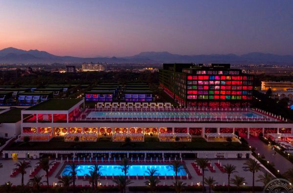 BELEKAS. Romantiškos atostogos dviese! Bent trumpam pamirškite rūpesčius ADAM & EVE 5* viešbutyje tik suaugusiems Turkijoje! Skrydis, 7 nakvynės 5* viešbutyje su „ultra viskas įskaičiuota“ maitinimu