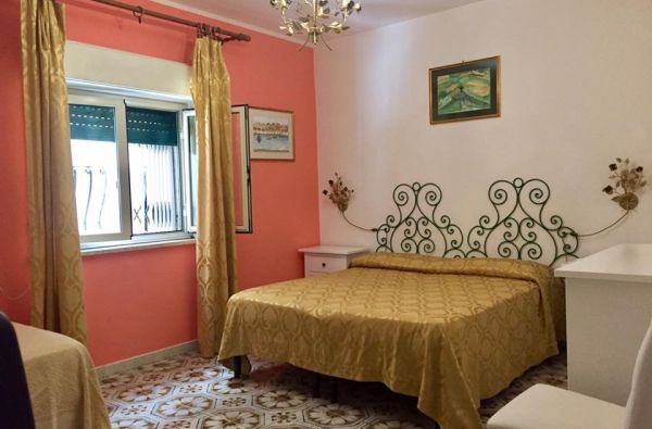 SICILIJA. Nepamirštamos atostogos tradiciniame sicilietiškame 3* viešbutyje šalia paplūdimio DA PEPPE. Skrydis, 7 nakvynės viešbutyje su pusryčiais arba pusryčiais ir vakarienėmis! Relaksas!