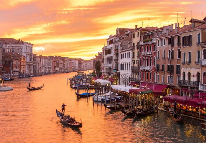 Nepakartojamas savaitgalis Venecijoje aplankant meilės sostinę Veroną 4d.