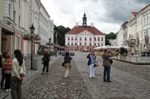 Artimoje, bet kitokioje Estijoje